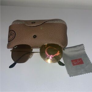 Ray-Ban Round Gold and Brown Sunglasses Classic Accessories